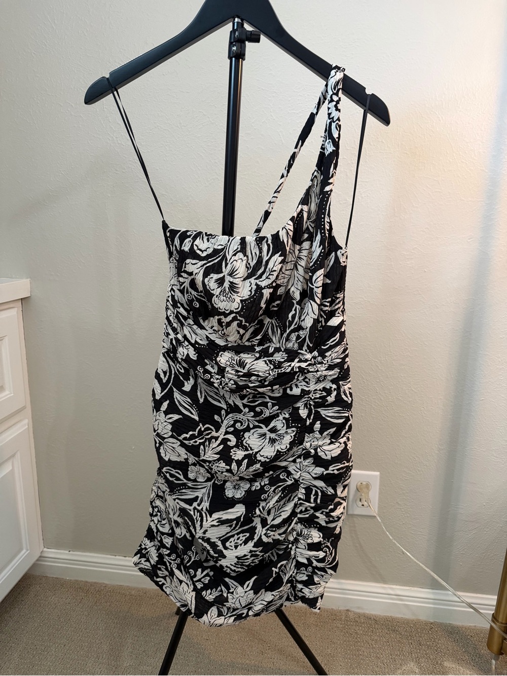Zara Black & White Floral One-Shoulder Dress